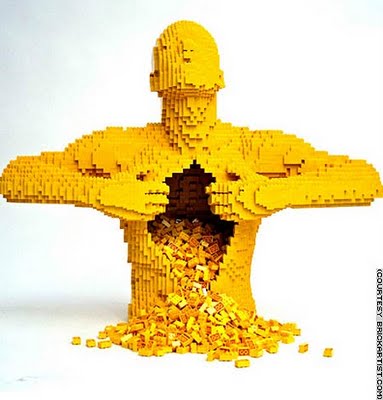 Yellow - Nathan Sawaya, Art of the Brick, Lego